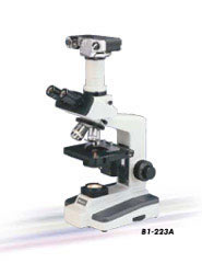 Microscopio trinoculare Motic B1-223A. 1000 ingrandimenti.