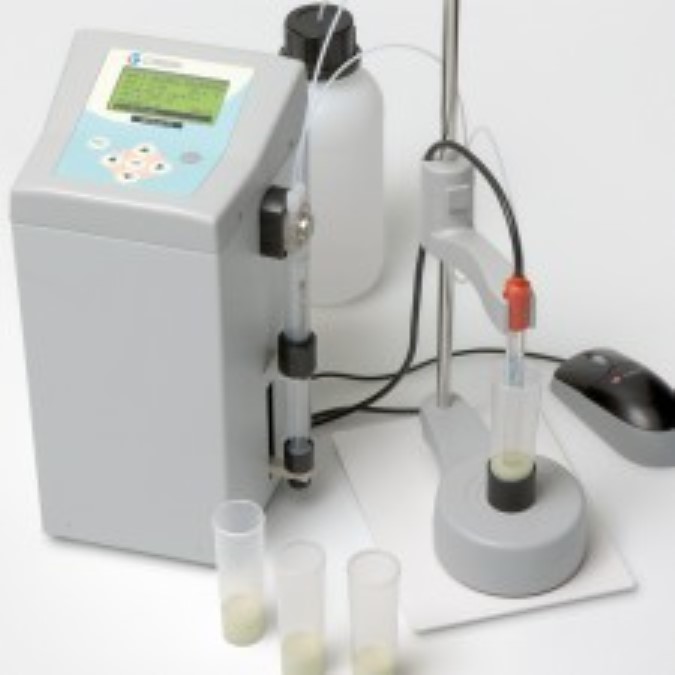 PH-Matic 23, per salamoie, con accessori e mouse + elettrodo 50 11 T, con sensore di temperatura.